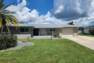 Single Family Residence, 5325 Cocoa Caloosahatchee, FL 33904 