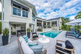 , 640 17th Ave S, Naples FL 34102