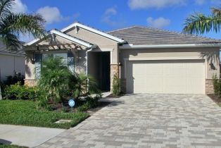 Single Family Residence, 28204 Seasons Tide Ave, Bonita Springs FL 34135