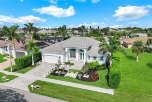 Single Family Residence, 483 Hartley Marco Island, FL 34145 