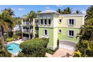 , 370 11th Ave S # 2, Naples FL 34102