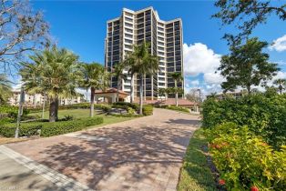 High Rise (8+), 6000 Pelican Bay Blvd # 1202, Naples FL 3410834108 