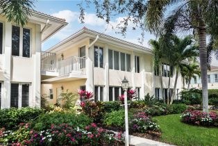 Low Rise (1-3), 284 4th St S # 103, Naples FL 34102