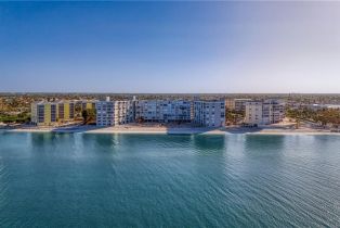 High Rise (8+), 3443 Gulf Shore Blvd N # 816, Naples FL 3410334103