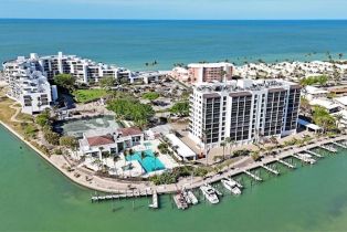 High Rise (8+), 2400 Gulf Shore Blvd N # 804, Naples FL 3410334103