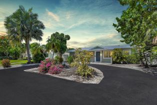 Single Family Residence, 1271 12th St N, Naples FL 34102