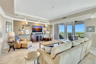 High Rise (8+), 295 Grande Way # 306, Naples FL 3411034110