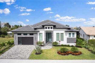 Single Family Residence, 930 Sycamore Ct, Marco Island FL 34145