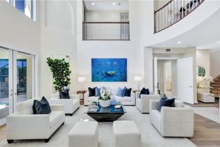 Villa Detached, 7817 Vizcaya Vizcaya At Bay Colony, FL 34108