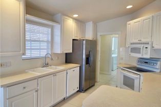 Villa Attached, 4824 Lasqueti Island Walk, FL 34119