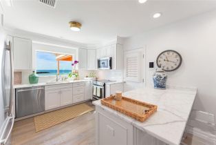 , 2401 Gulf Shore Blvd N # 2, Naples FL 34103