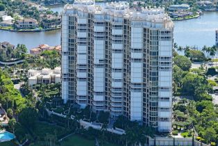High Rise (8+), 4021 Gulf Shore Blvd N # 1002, Naples FL 3410334103