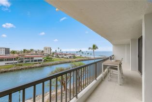 , 2318 Gulf Shore Blvd N # 510, Naples FL 34103