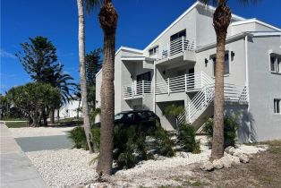 Triplex, 5241 Estero Blvd, Fort Myers Beach FL 33931