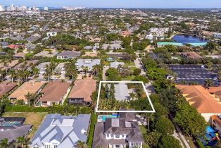 Villa Attached, 698 Fairway Terrace Moorings, FL 34103