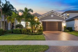 Single Family Residence, 4662 Kensington Cir, Naples FL 3411934119 