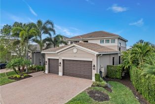 Single Family Residence, 2846 Cinnamon Bay Riverstone, FL 34119