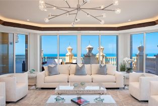High Rise (8+), 4021 Gulf Shore Blvd N, Naples FL 3410334103