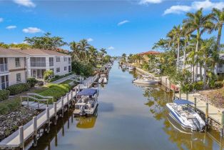 Low Rise (1-3), 1501 Chesapeake Ave, Naples FL 3410234102