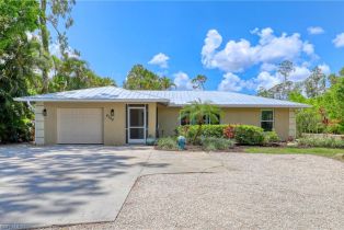 Single Family Residence, 6120 English Oaks Oakes Estates, FL 34119