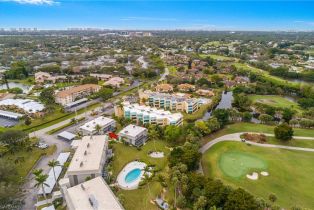 , 215 Cypress Way E # B2, Naples FL 34110