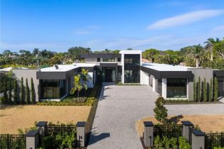Single Family Residence, 107 Myrtle Pelican Bay, FL 34108 