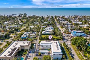 Low Rise (1-3), 1021 3rd St S # 110, Naples FL 3410234102