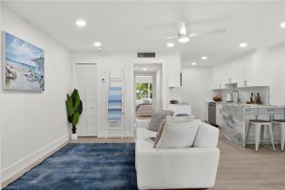 , 342 Harbour Dr, Naples FL 34103