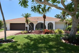 Single Family Residence, 1105 Sand Castle The Dunes Sanibel Island, FL 33957 