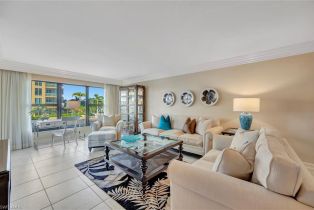 , 4451 Gulf Shore Blvd N # 406, Naples FL 34103