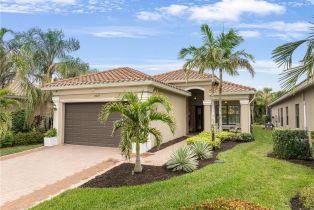 , 13628 Mandarin Cir, Naples FL 34109