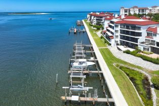 Mid Rise (4-7), 324 La Peninsula Blvd # 324, Naples FL 3411334113