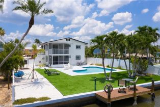 Duplex, 120/122 Bahia Via, Fort Myers Beach FL 33931