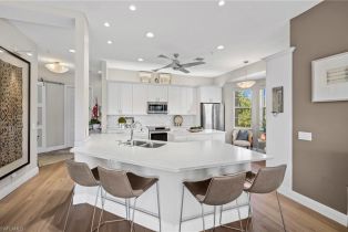 , 5060 Yacht Harbor Cir # 201, Naples FL 34112