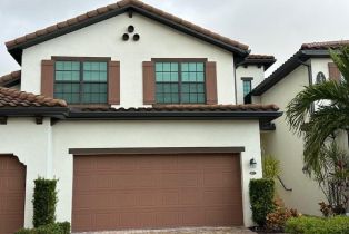 Low Rise (1-3), 12048 Hawthorn Lake Dr # 201, Fort Myers FL 3391333913 
