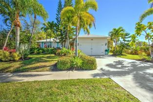 Single Family Residence, 299 S Heathwood Dr, Marco Island FL 34145