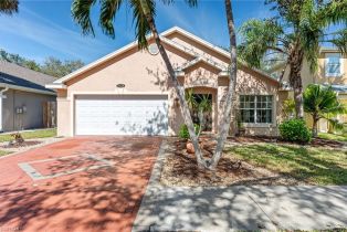 Single Family Residence, 15028 Savannah Indigo Lakes, FL 34119