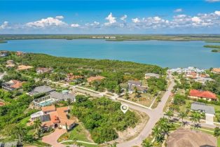 Land, 790 Inlet Dr, Marco Island FL 34145