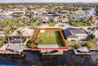 Land, 5042 Sorrento Ct, Cape Coral FL 33904