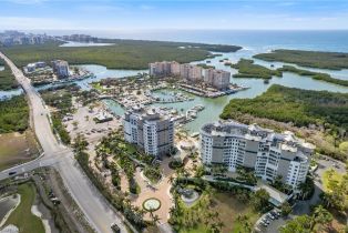 , 13665 Vanderbilt Dr # 701, Naples FL 34110