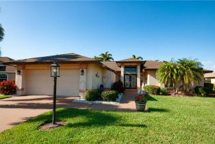 Single Family Residence, 3940 Spring Garden Ln, Estero FL 3392833928 