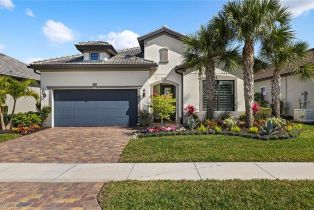 Single Family Residence, 9404 Night Heron Greyhawk At Golf Club Of The Everglades, FL 34120