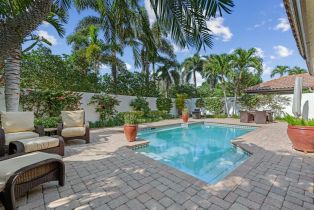 , Las Brisas At Pelican Bay, FL
