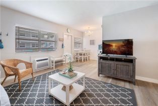 Low Rise (1-3), 532 4th Ave S # 2, Naples FL 34102