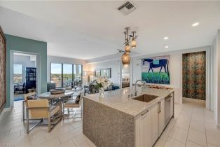 Mid Rise (4-7), 1115 Central Ave # 541, Naples FL 3410234102