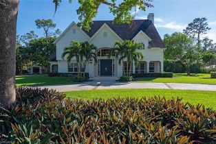 Single Family Residence, 198 Carica Rd, Naples FL 34108