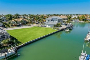 Land, 674 Cameo Ct, Marco Island FL 34145