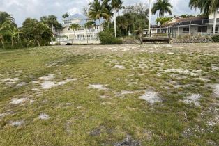 Land, 27125 Harbor Dr, Bonita Springs FL 34135
