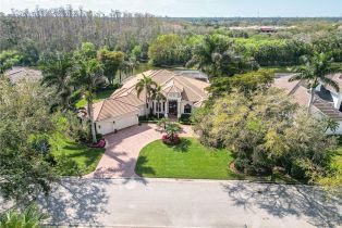 , 10081 Magnolia Bend Dr, Estero FL 34135