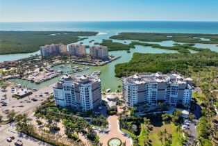 High Rise (8+), 13675 Vanderbilt Dr # 810, Naples FL 3411034110